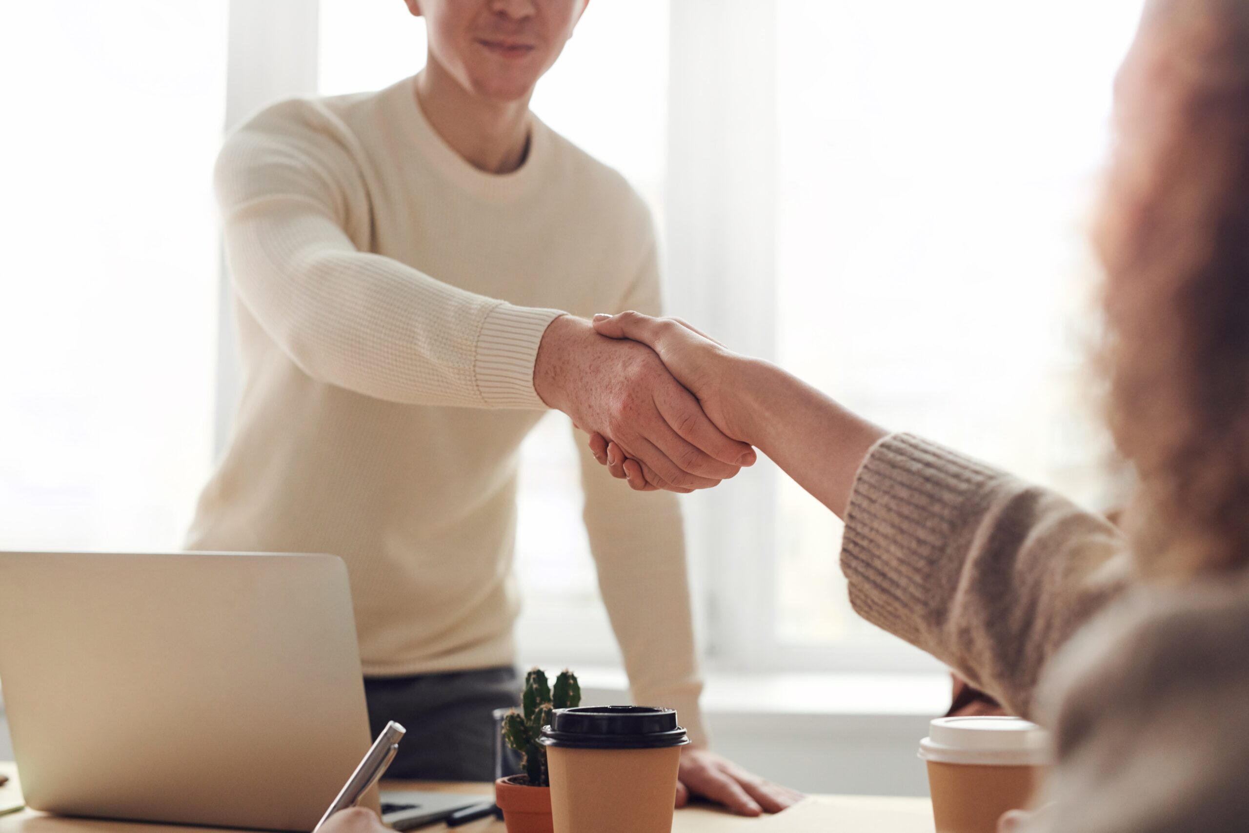 Newplacement-Service - für Fach- & Führungskräfte