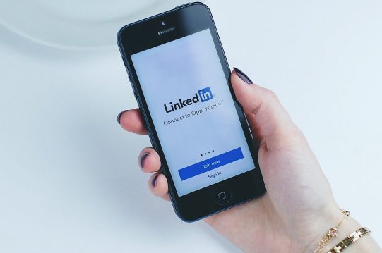 LinkedIn auf dem Handy